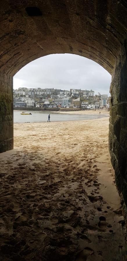 Stargazy Shepherds Hut St Ives Екстериор снимка